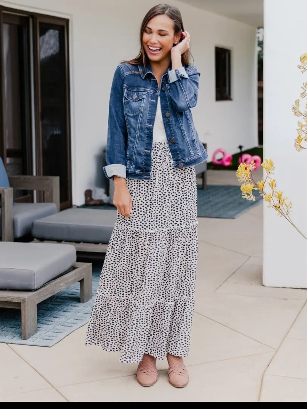 Women's White and Black Printed Tiered Maxi Skirt